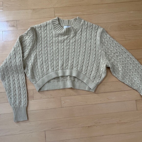 WeWoreWhat Cropped Mock Neck Cable Sweater in Desert XS NWOT - Picture 5 of 10